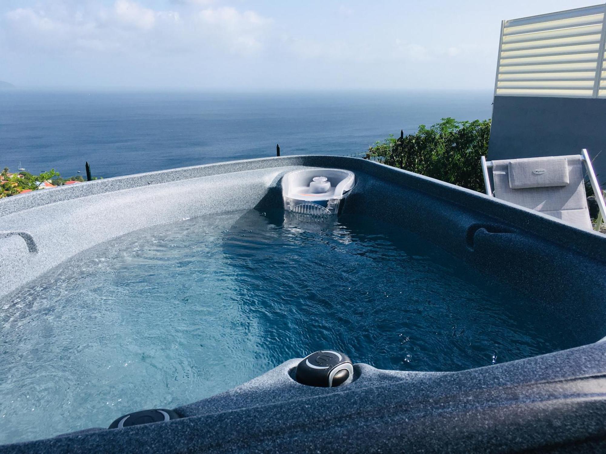 Bungalow Palbea Superieur Avec Spa Et Vue Mer Schoelcher Exteriér fotografie